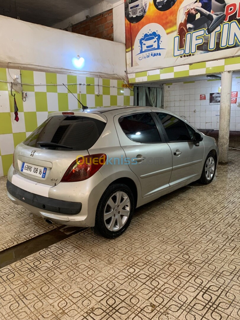 Peugeot 207 2008 207