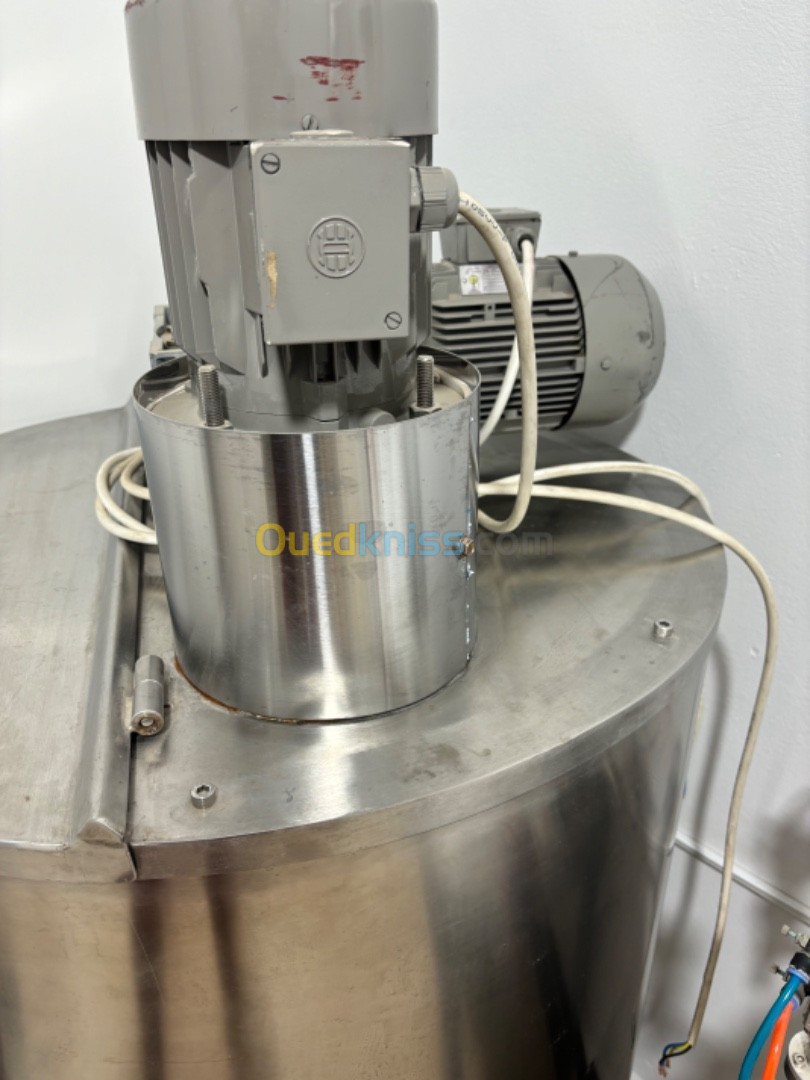 Cuve inox300liter 2 moteurs 