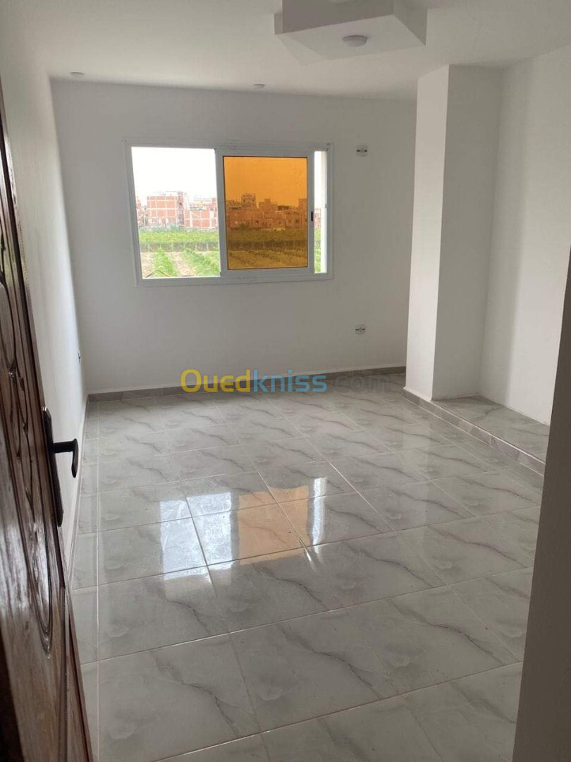 Vente Appartement F4 Alger Bordj el bahri