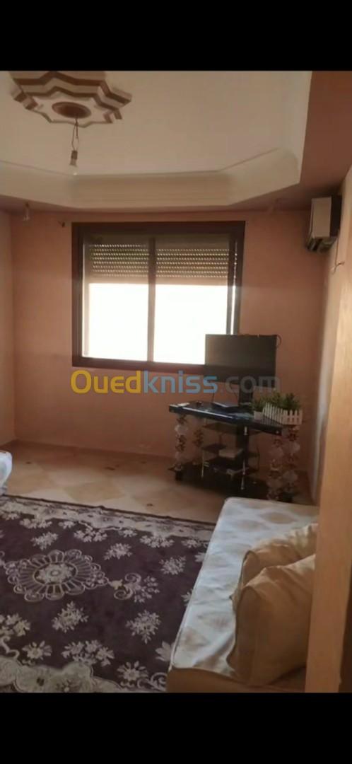 Location Appartement F4 Mostaganem Mostaganem