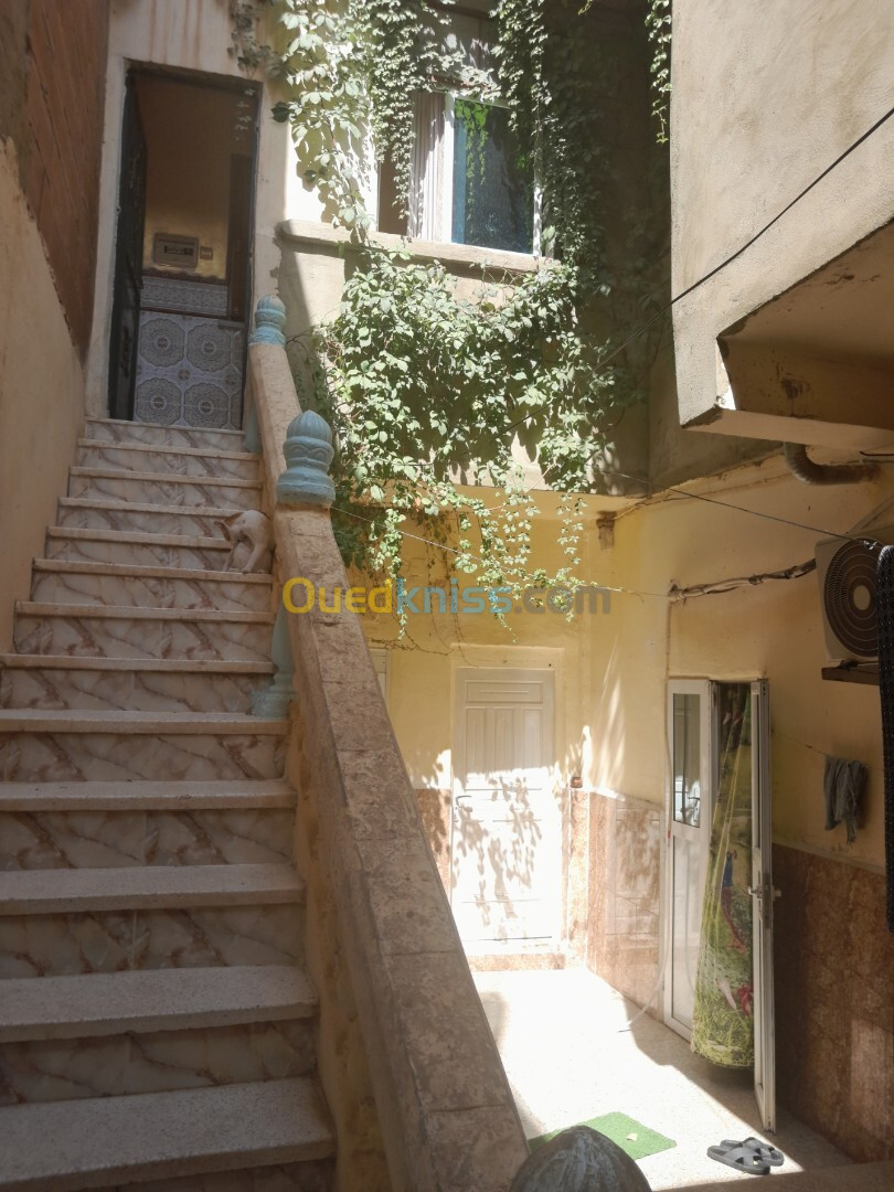 Vente Niveau De Villa F8 Blida Ouled yaich