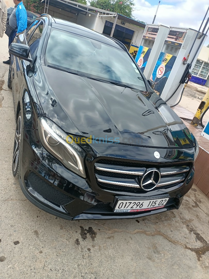 Mercedes GLA 2015 GLA