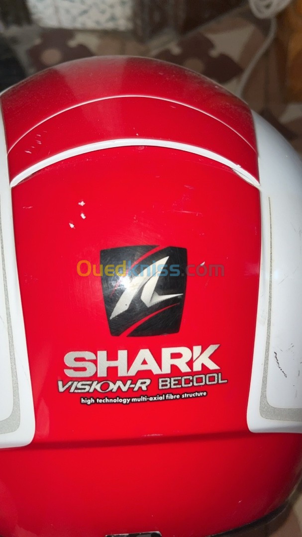 Casque moto shark