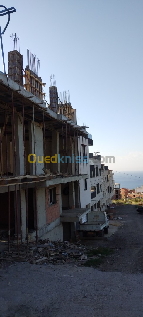 Vente Appartement F3 Tizi Ouzou Azeffoun