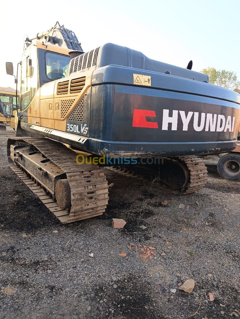 Hyundai 350LvS 2023