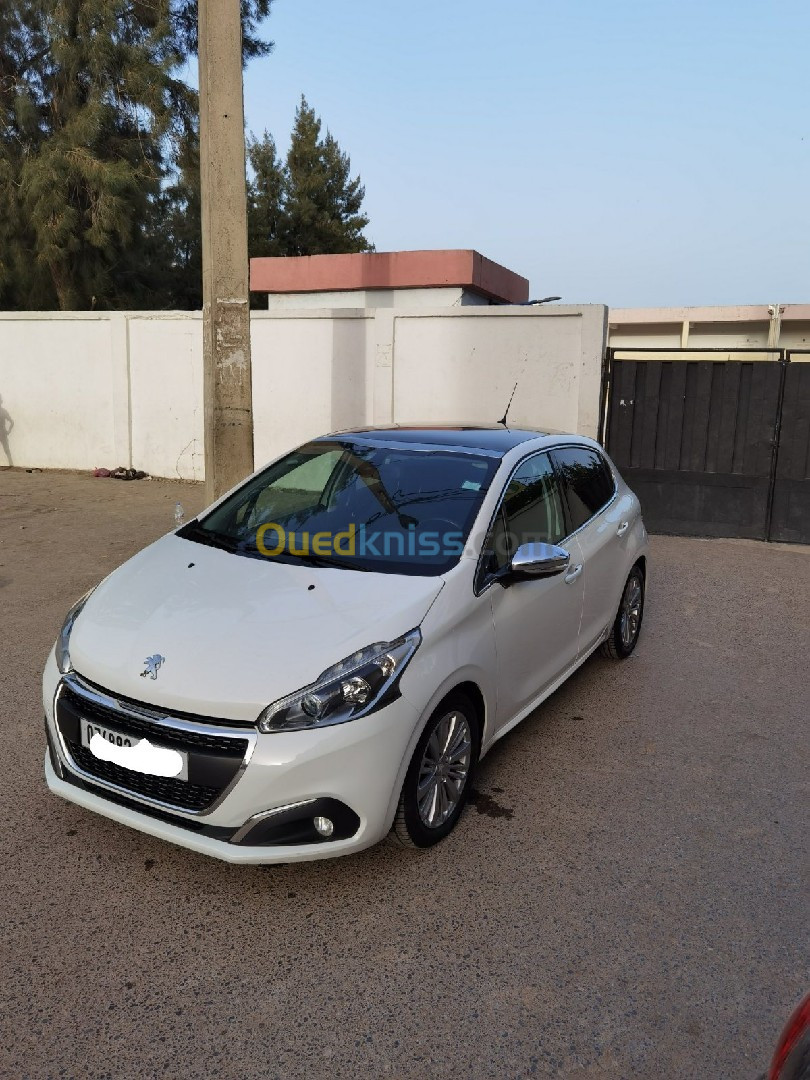 Peugeot 208 2019 Allure Facelift