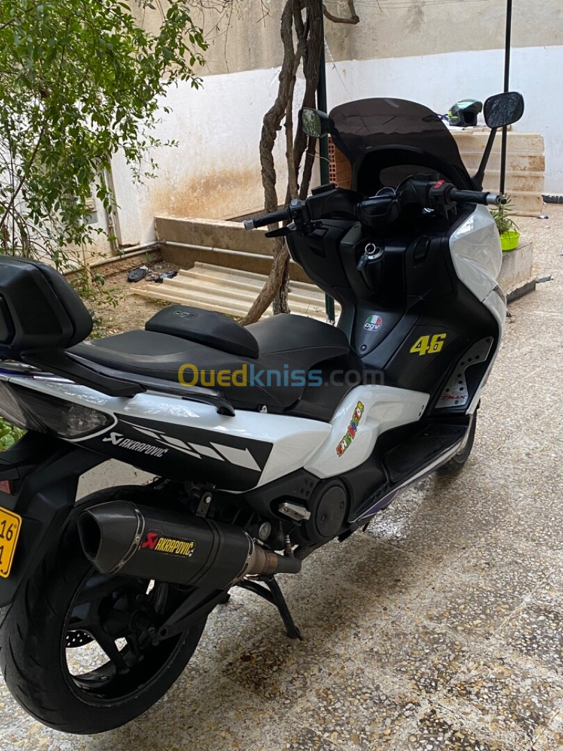 Yamaha Tmax 2010