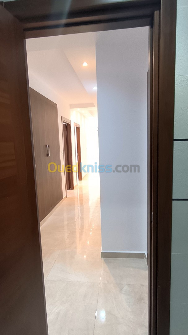 Vente Appartement F5 Alger Cheraga