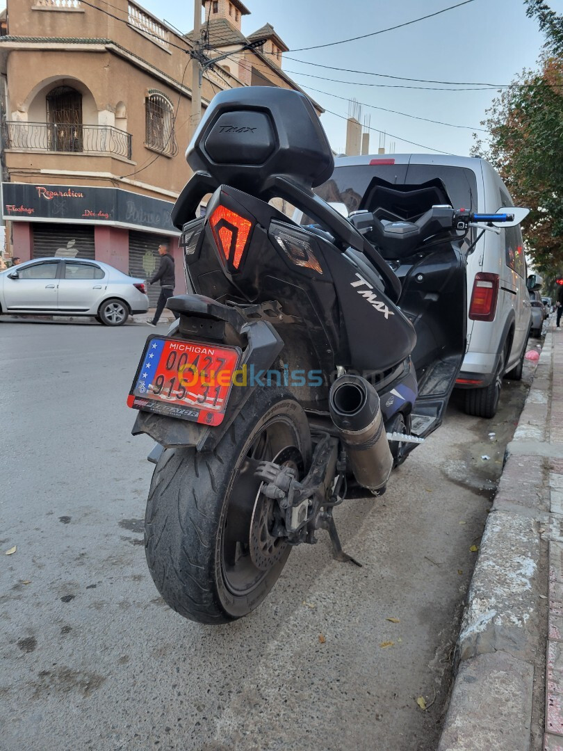 Yamaha Tmax iron max 2015