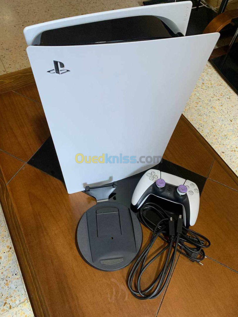 PS5 STANDARD AVEC ABONNEMENT PS PLUS EXTRA