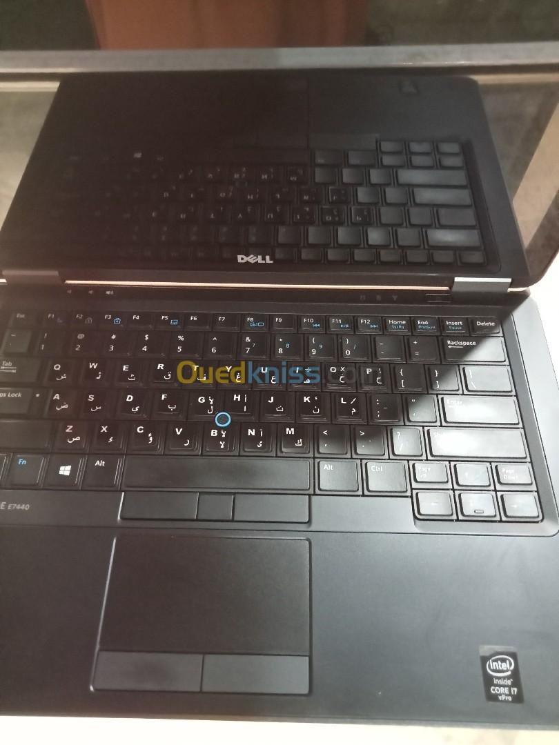 Computer laptop كمبيوتر محمول 