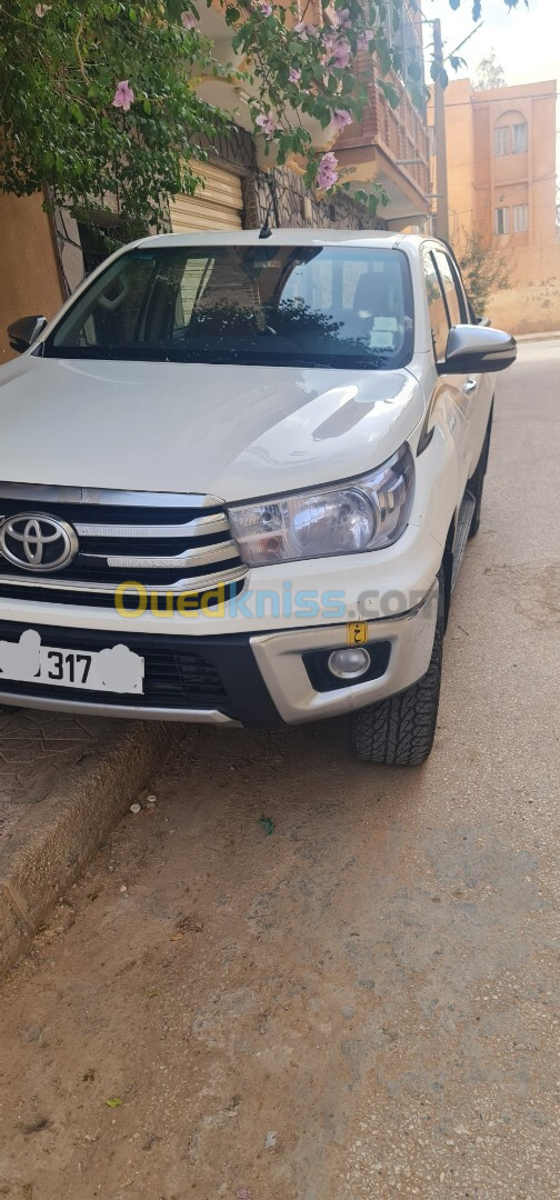 Toyota Hilux 2017 LEGEND DC 4x4