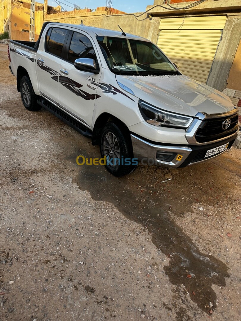 Toyota Hilux 2022 LEGEND SC 4x4