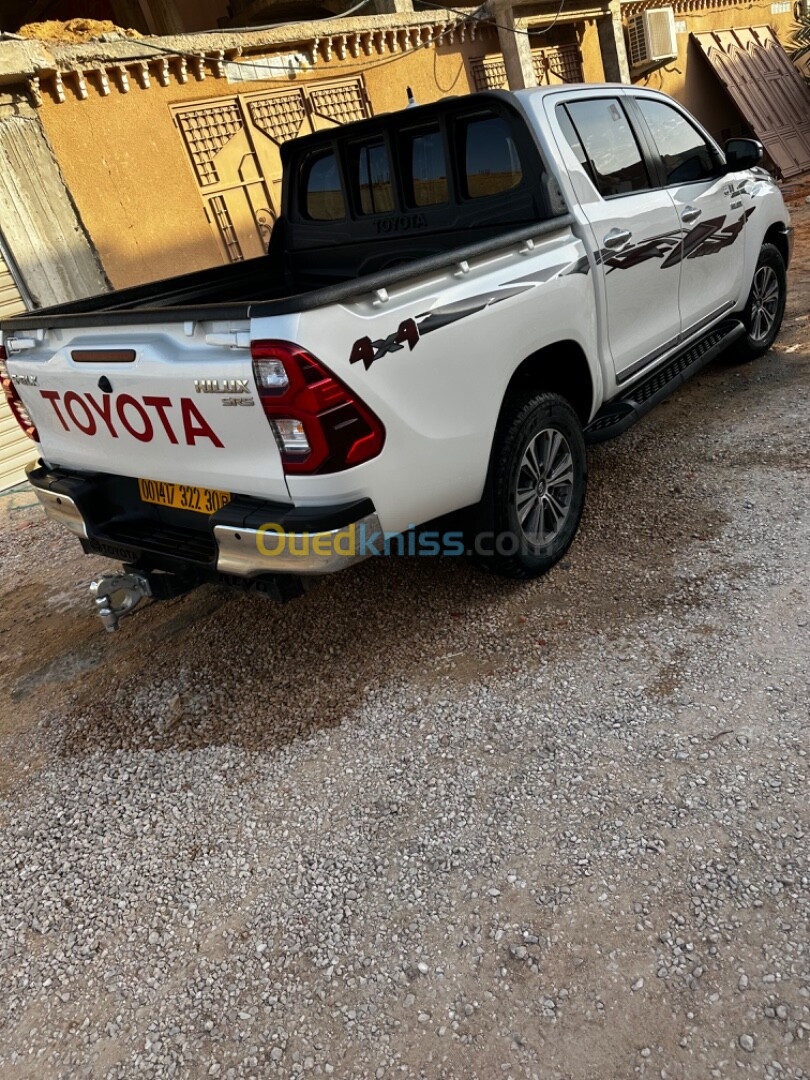 Toyota Hilux 2022 LEGEND SC 4x4