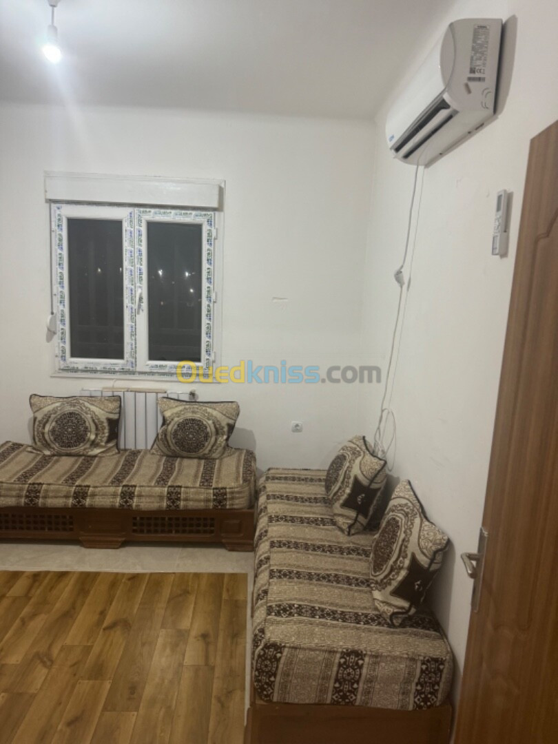 Location vacances Appartement F4 Oran Oran