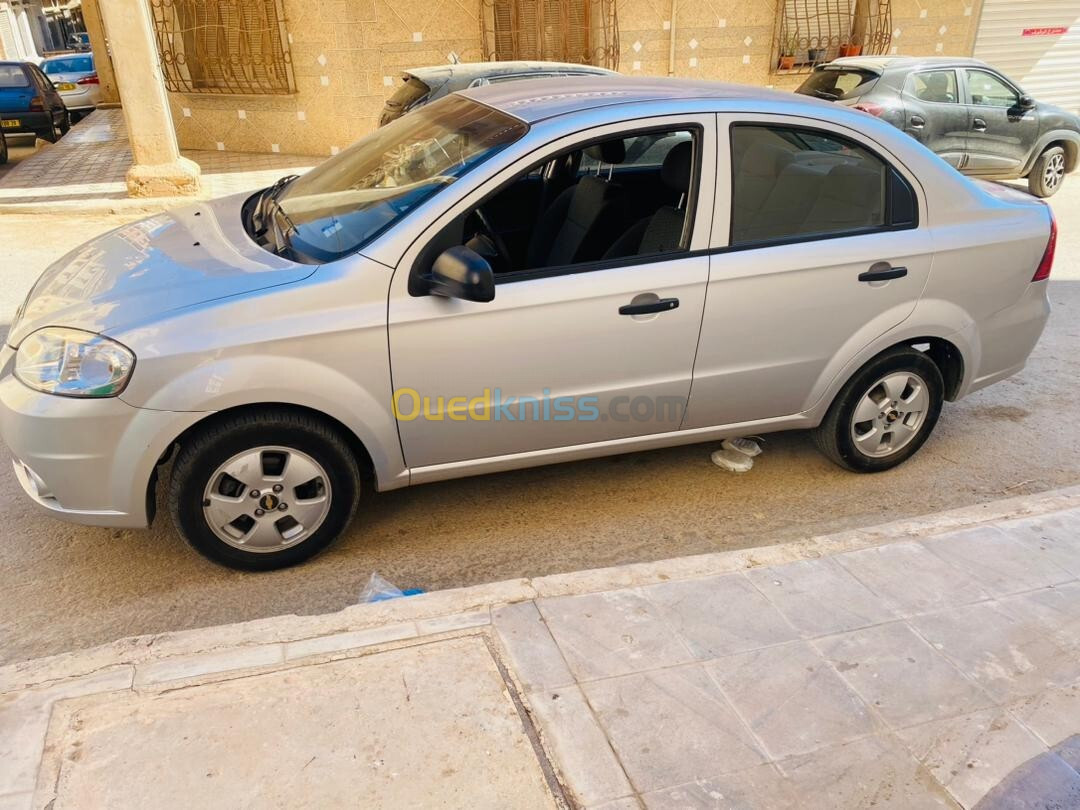 Chevrolet Aveo 4 portes 2015 LT