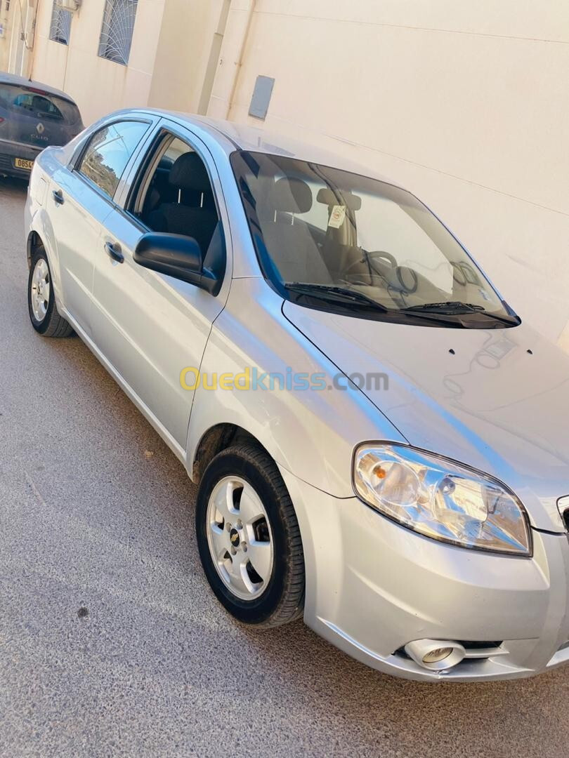 Chevrolet Aveo 4 portes 2015 LT