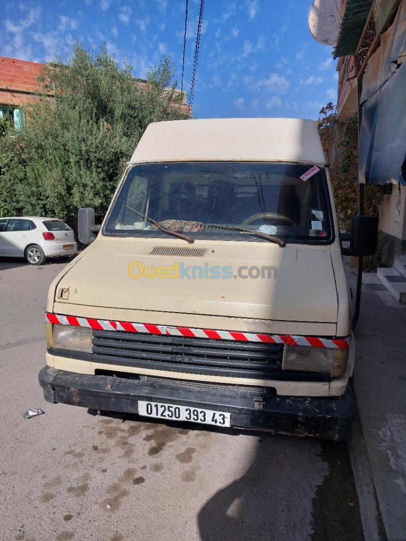 Peugeot J5 1993 ساشي لو