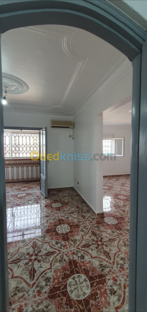 Location Appartement F5 Alger Said hamdine