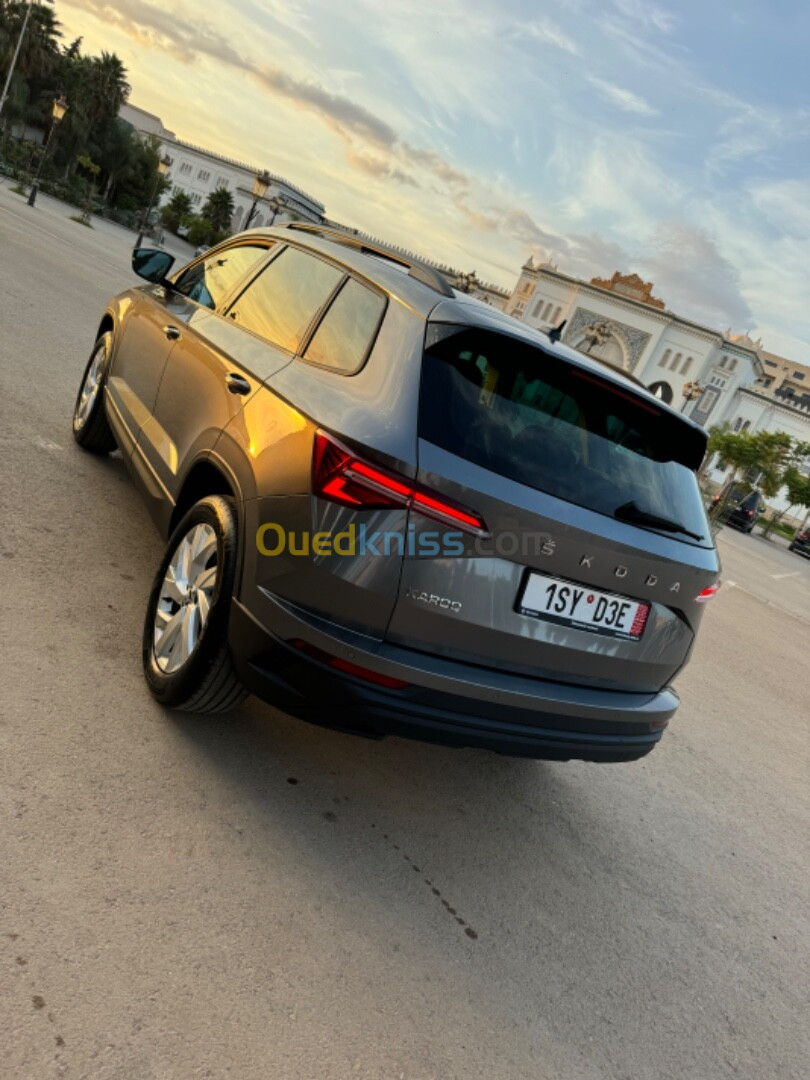 Skoda Karoq 2023 Style ( toit ouvrant )