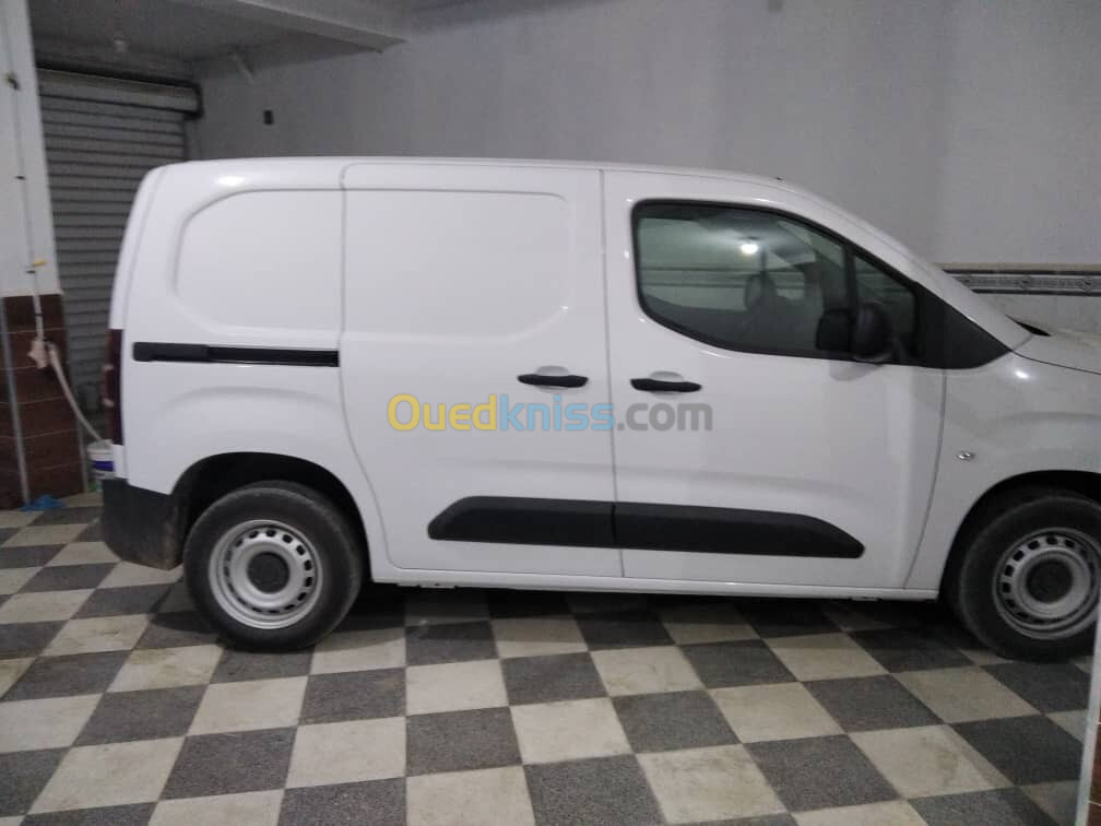 Fiat Professional doblo 2024 dz