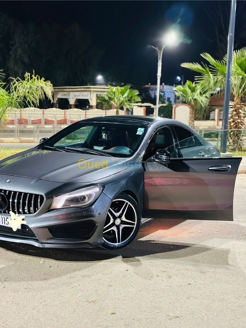 Mercedes CLA 2015 Coupé Exclusif + AMG 