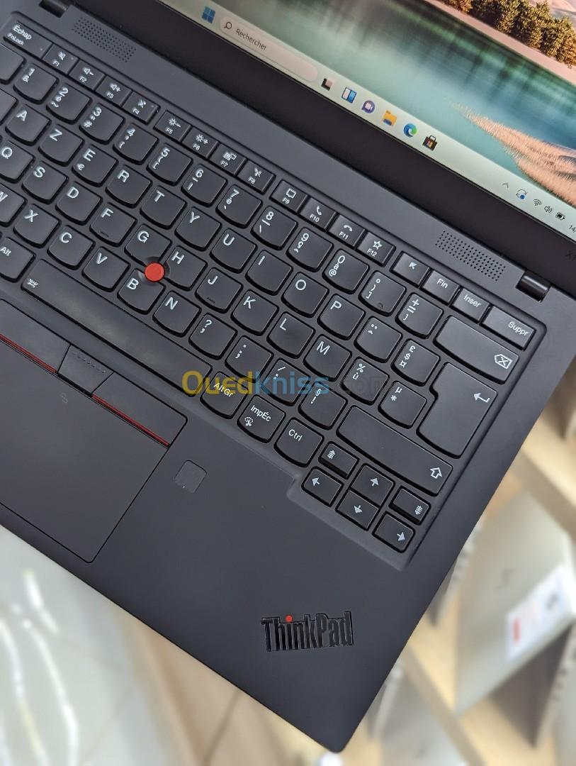 LENOVO X1 CARBON I7-10TH GÉNÉRATION 16GB RAM 512 SSD ECRAN TACTIL