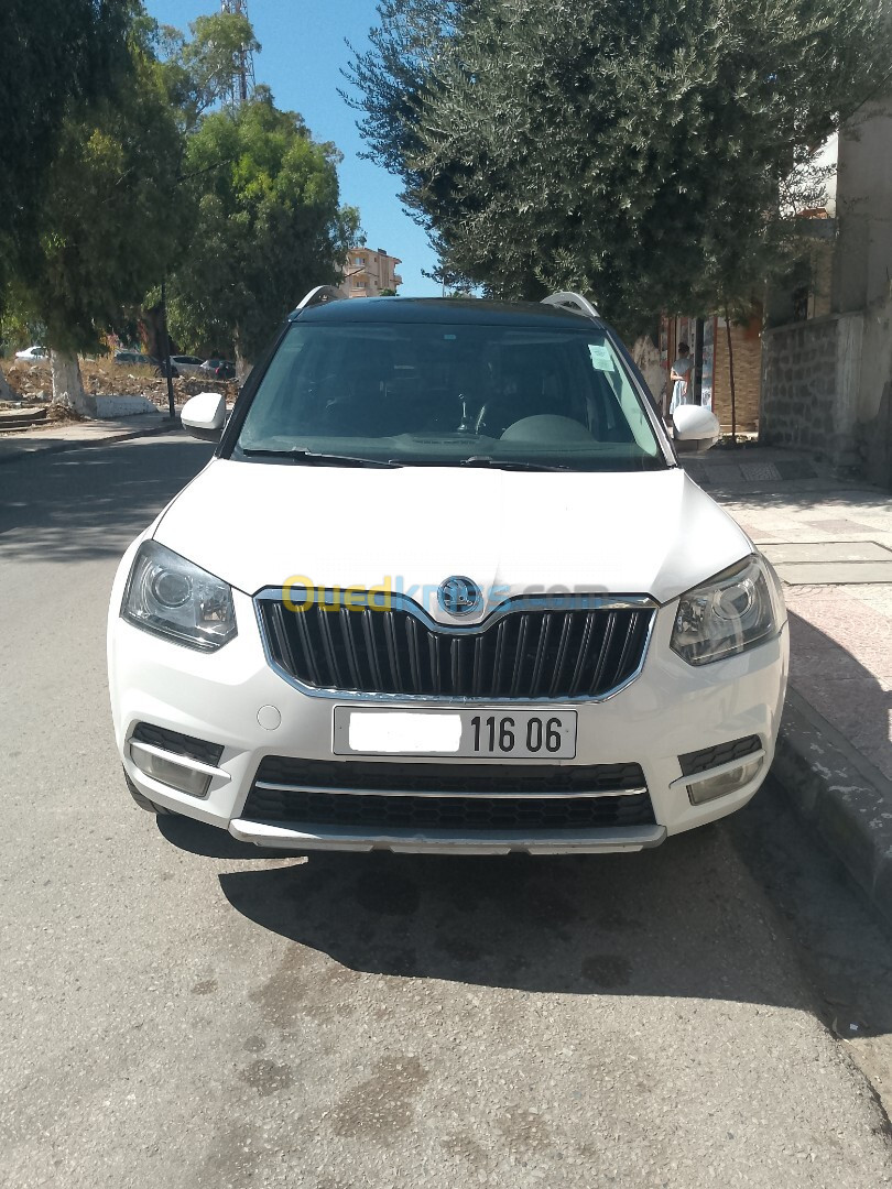 Skoda Yeti 2016 Edition (avec toit panoramique)