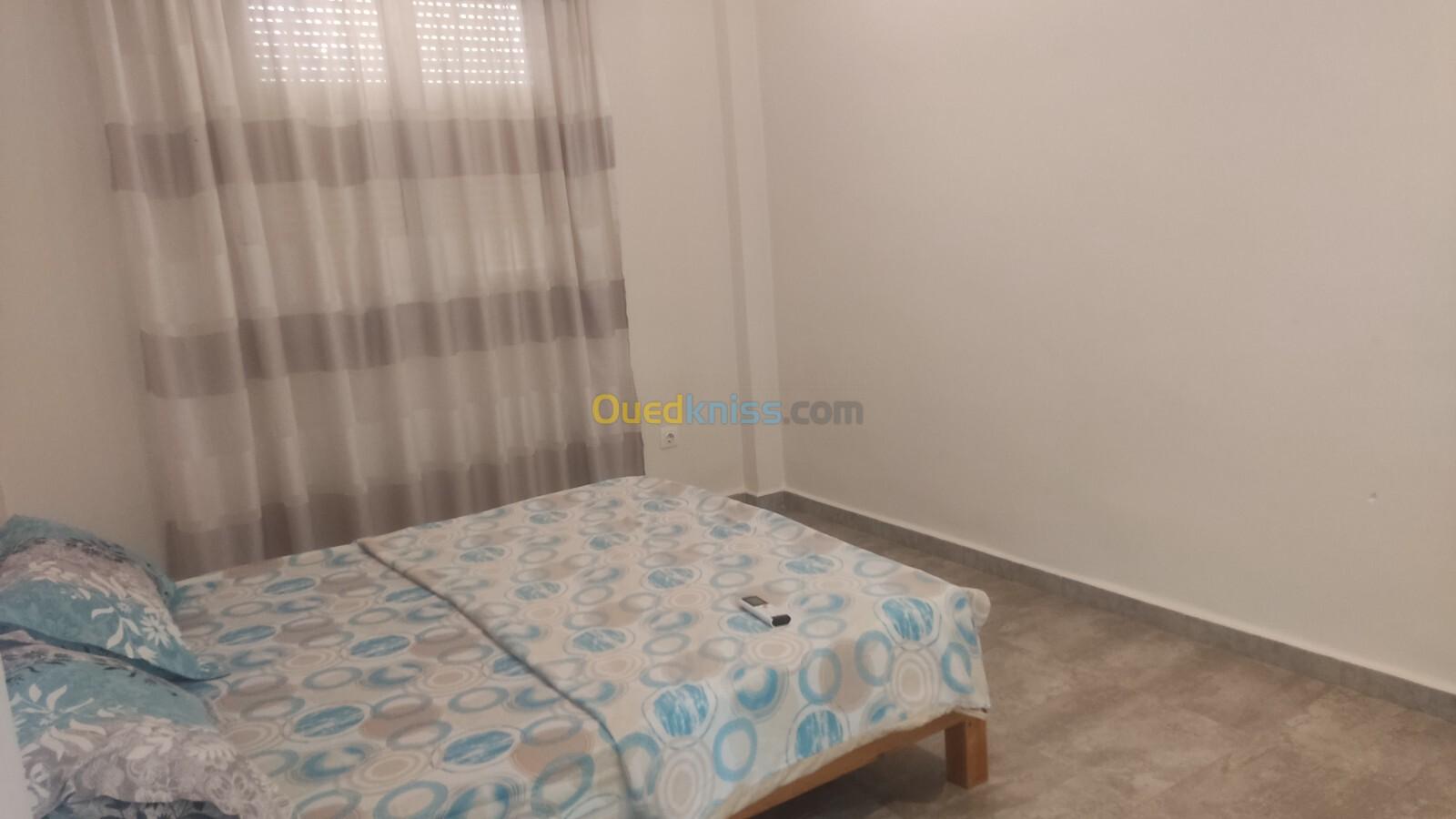 Location vacances Appartement F3 Alger Zeralda