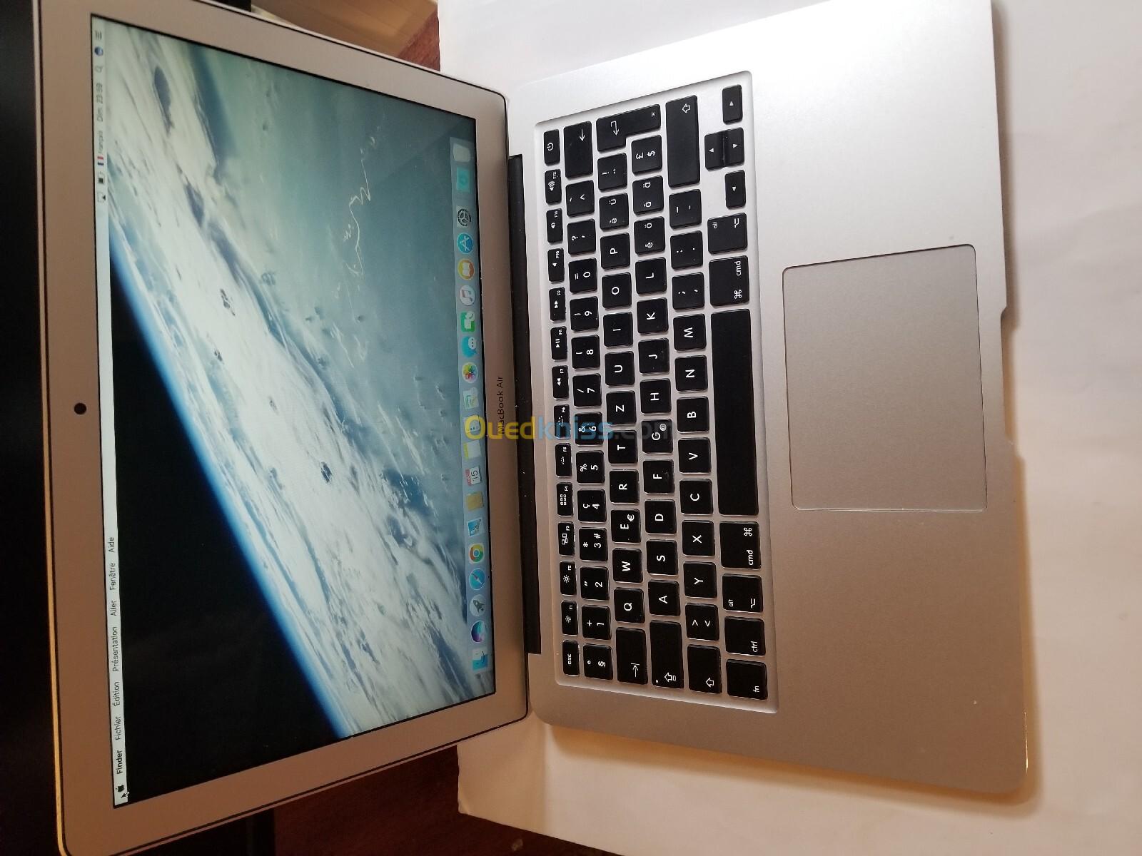 MacBook Air 13" 2015 intel Core i5 RAM 8GB 256GB SSD