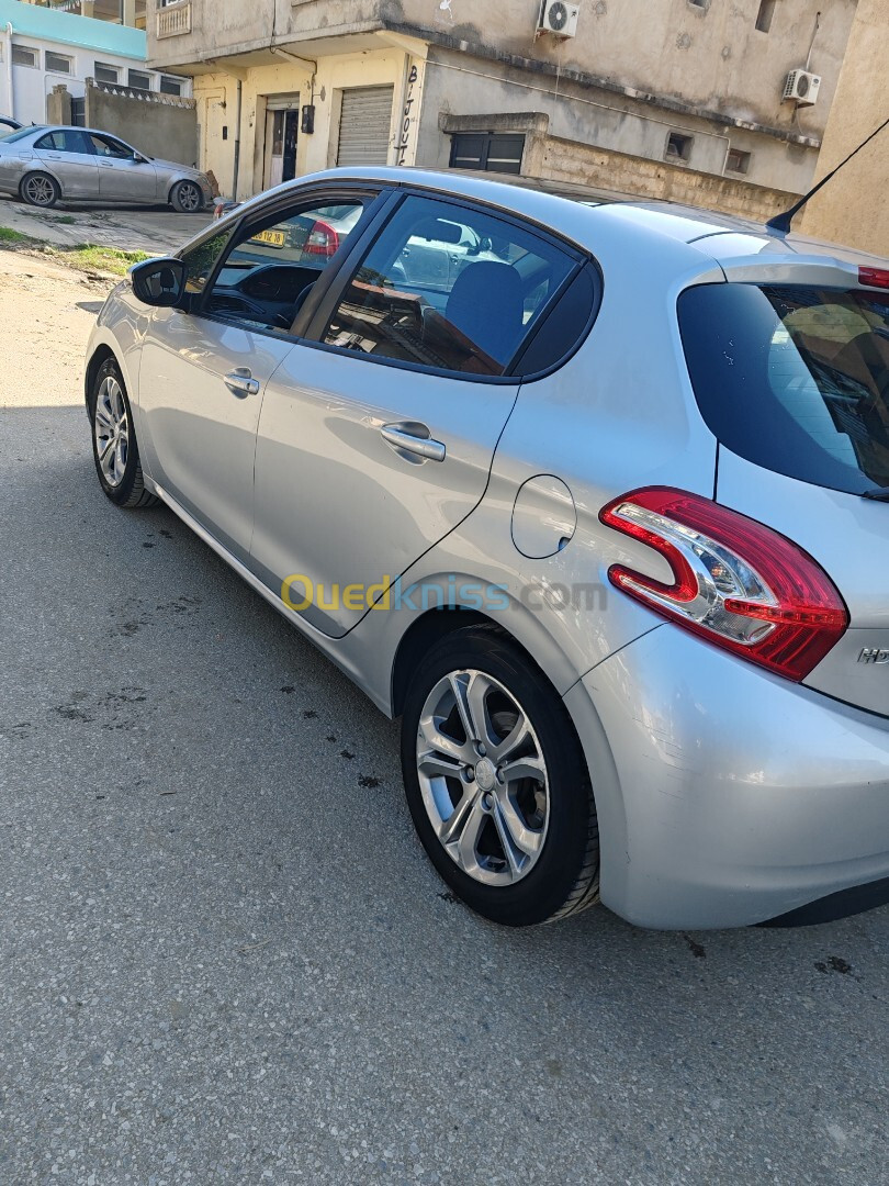 Peugeot 208 2013 Active