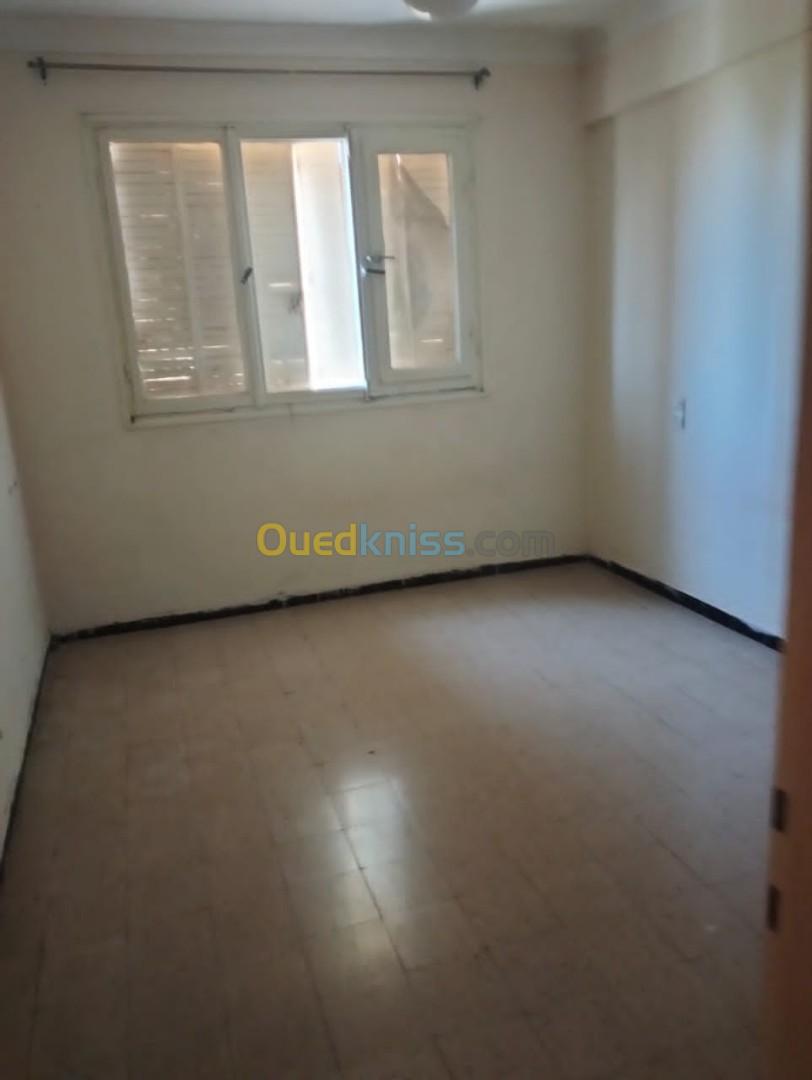 Vente Appartement F5 Oran Bethioua