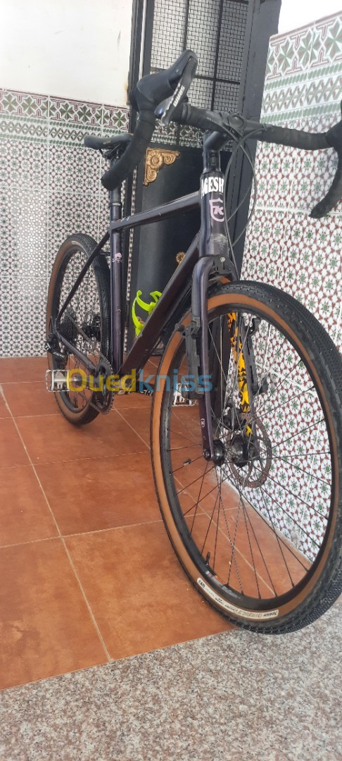 Velo gravel kona rove NRB 2022