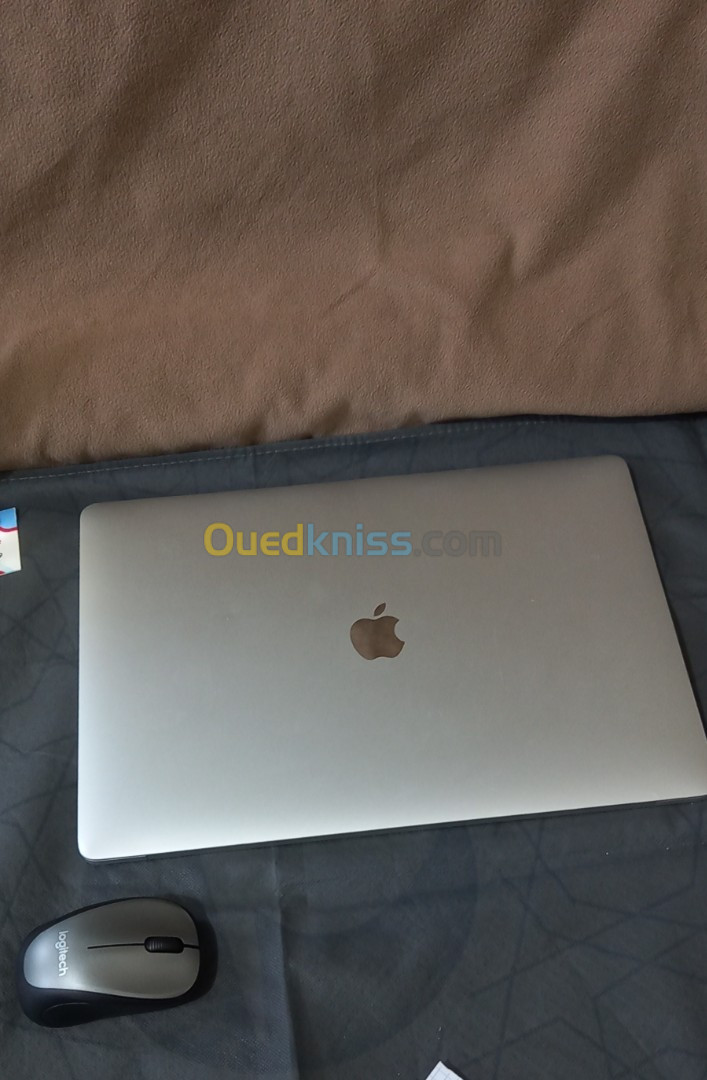 Macbook Pro 2017 I7 16Go 512ssd