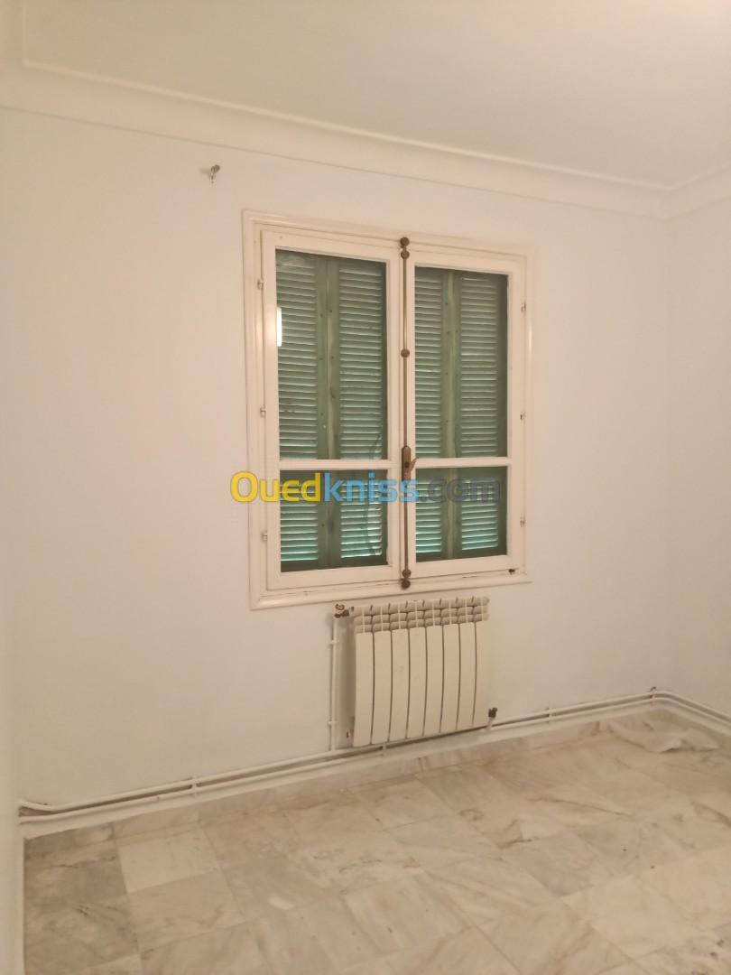 Location vacances Appartement F3 Tipaza Douaouda