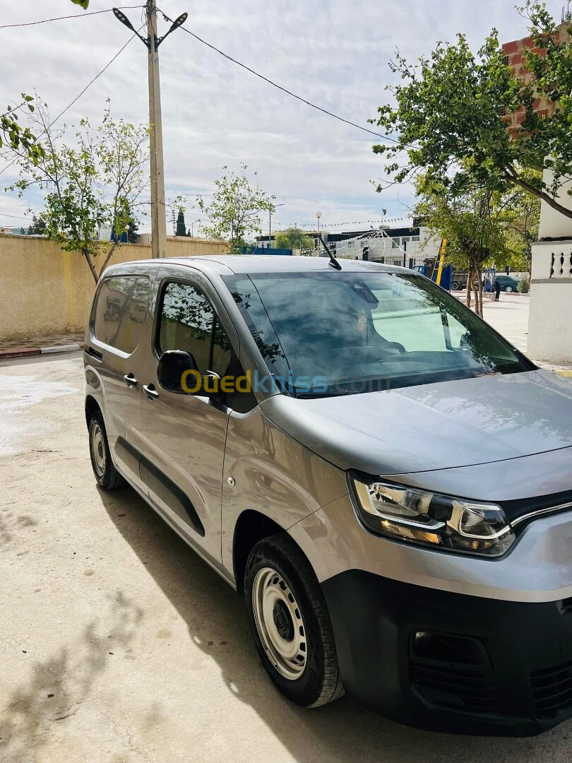 Fiat Doblo 2024 Dz