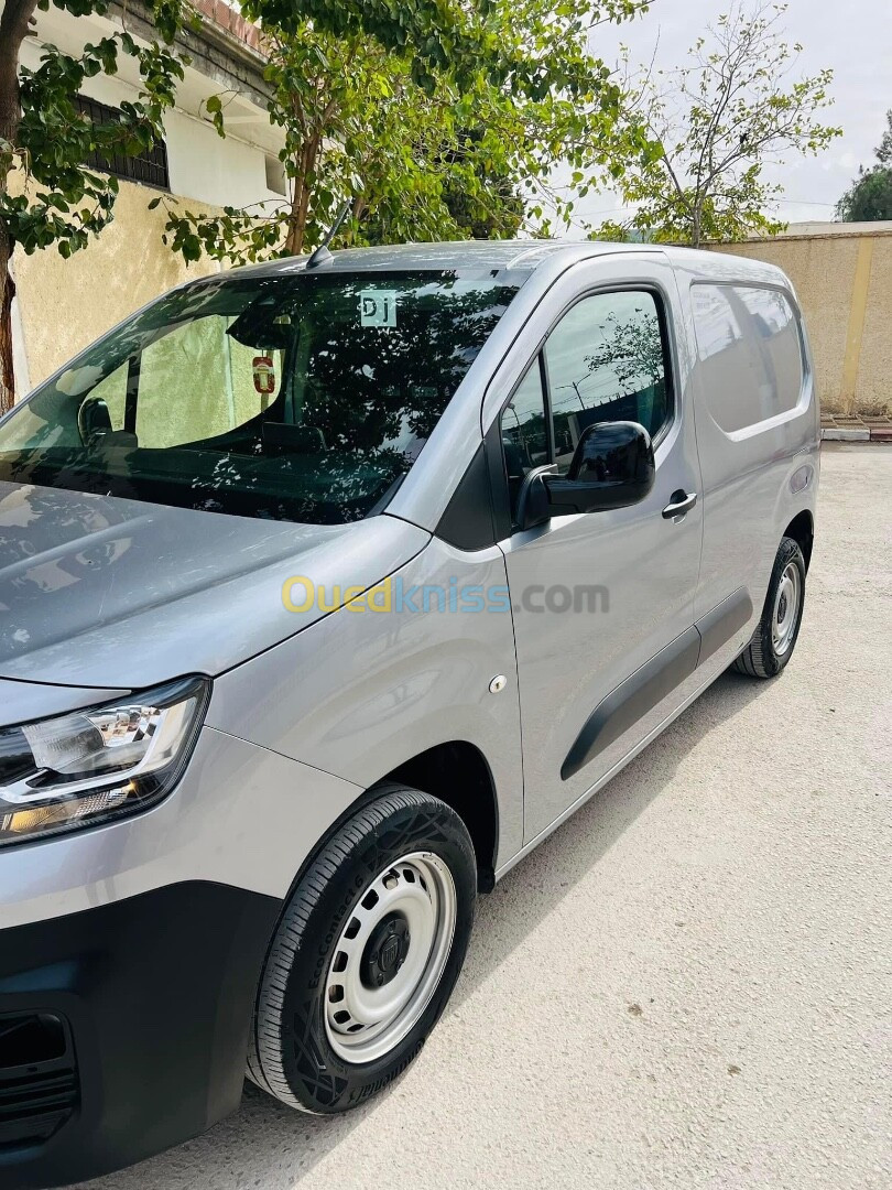 Fiat Doblo 2024 Dz