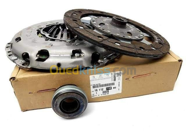 Volant moteur+kit embrayage 3008 5008 508 2.0 HDi expert 3