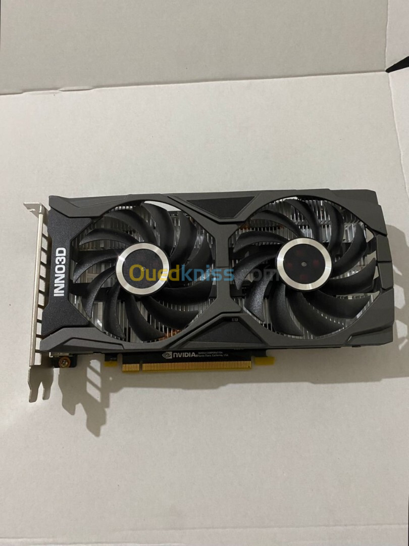 carte graphique INNO3D gtx 1660super comme neuf 