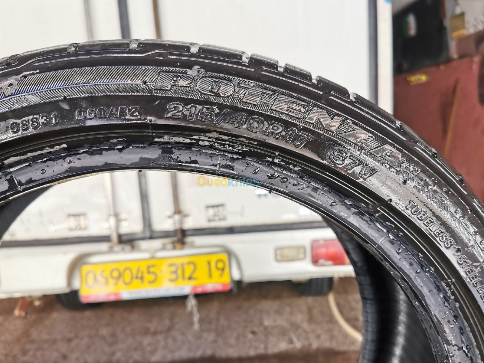 Bridgestone Potenza 215/40 R17 