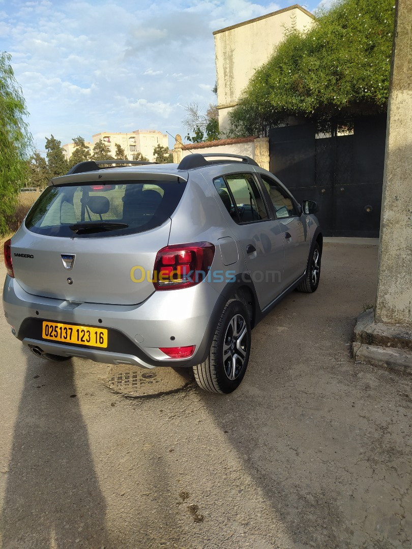 Dacia Stepway 2023 Fiften