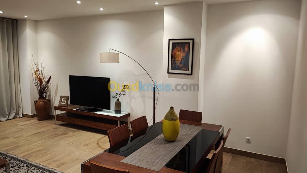 Location Appartement F4 Alger Hydra