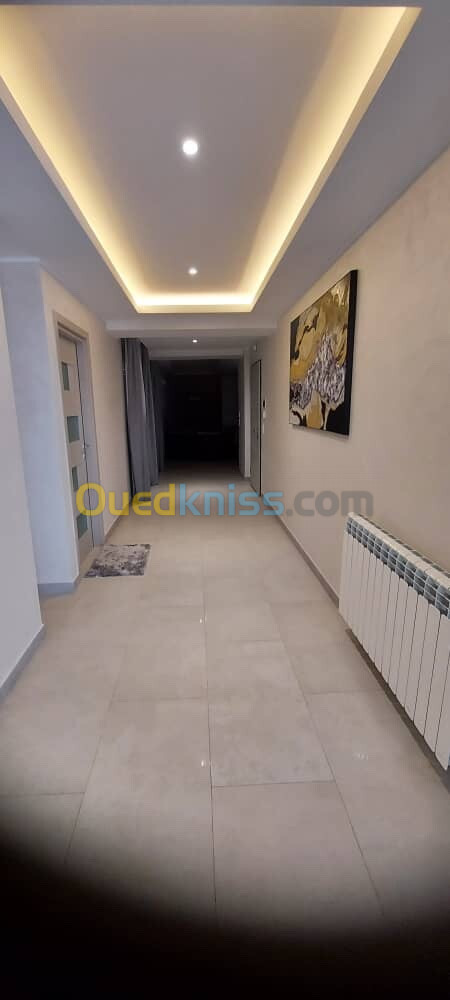 Location Appartement F4 Alger Hydra