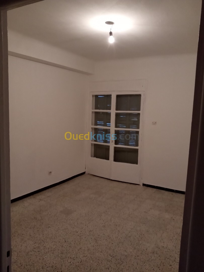 Location Appartement F4 Oran Oran