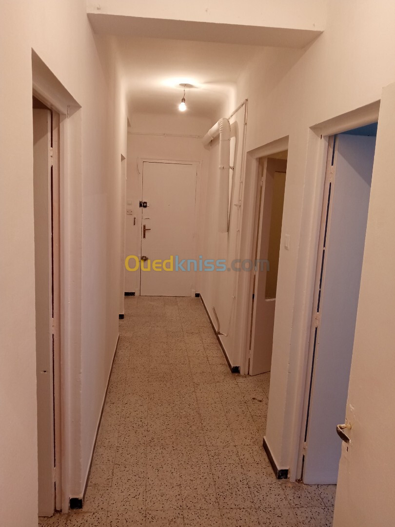 Location Appartement F4 Oran Oran