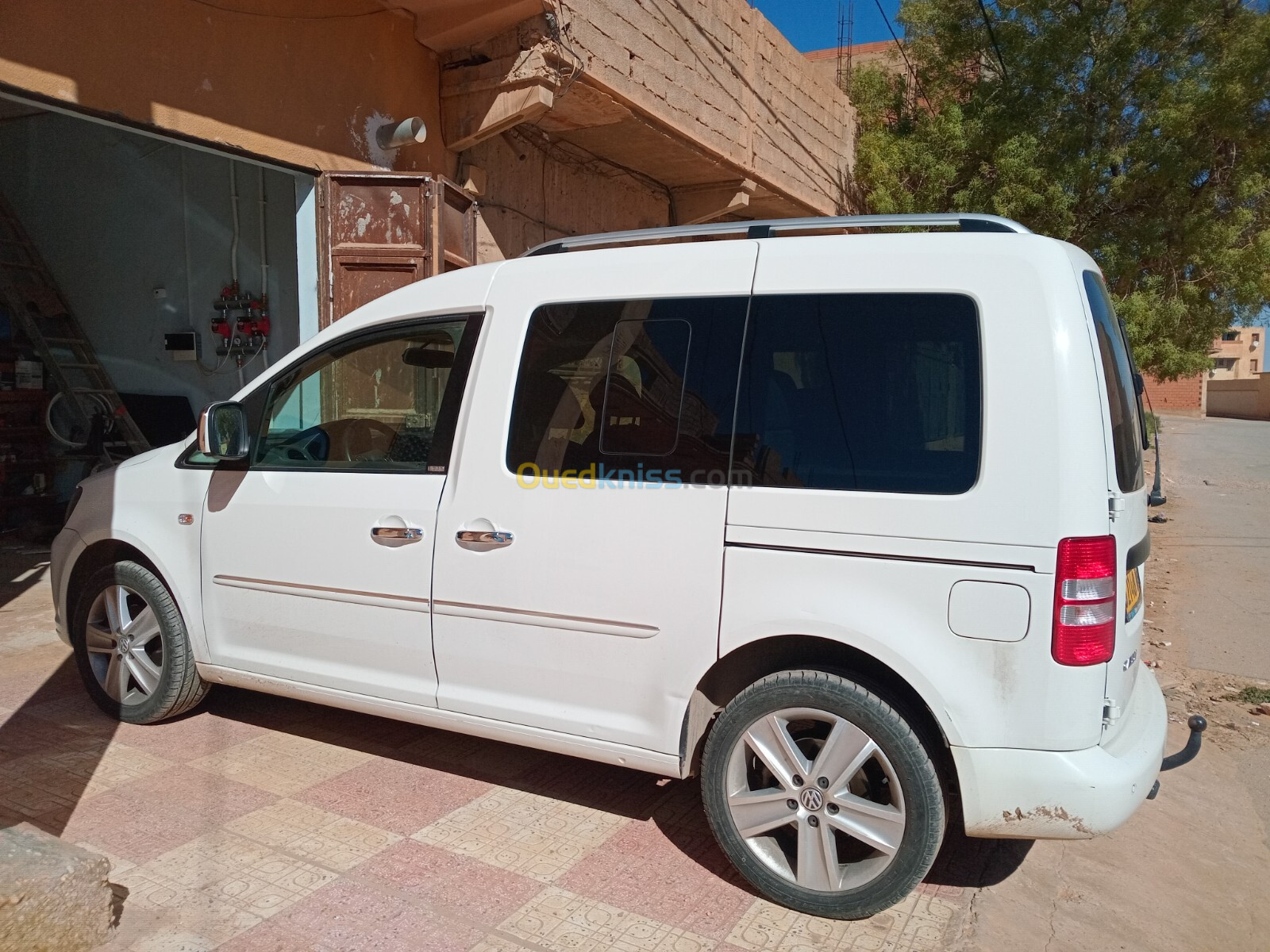 Volkswagen Caddy 2014 Cup