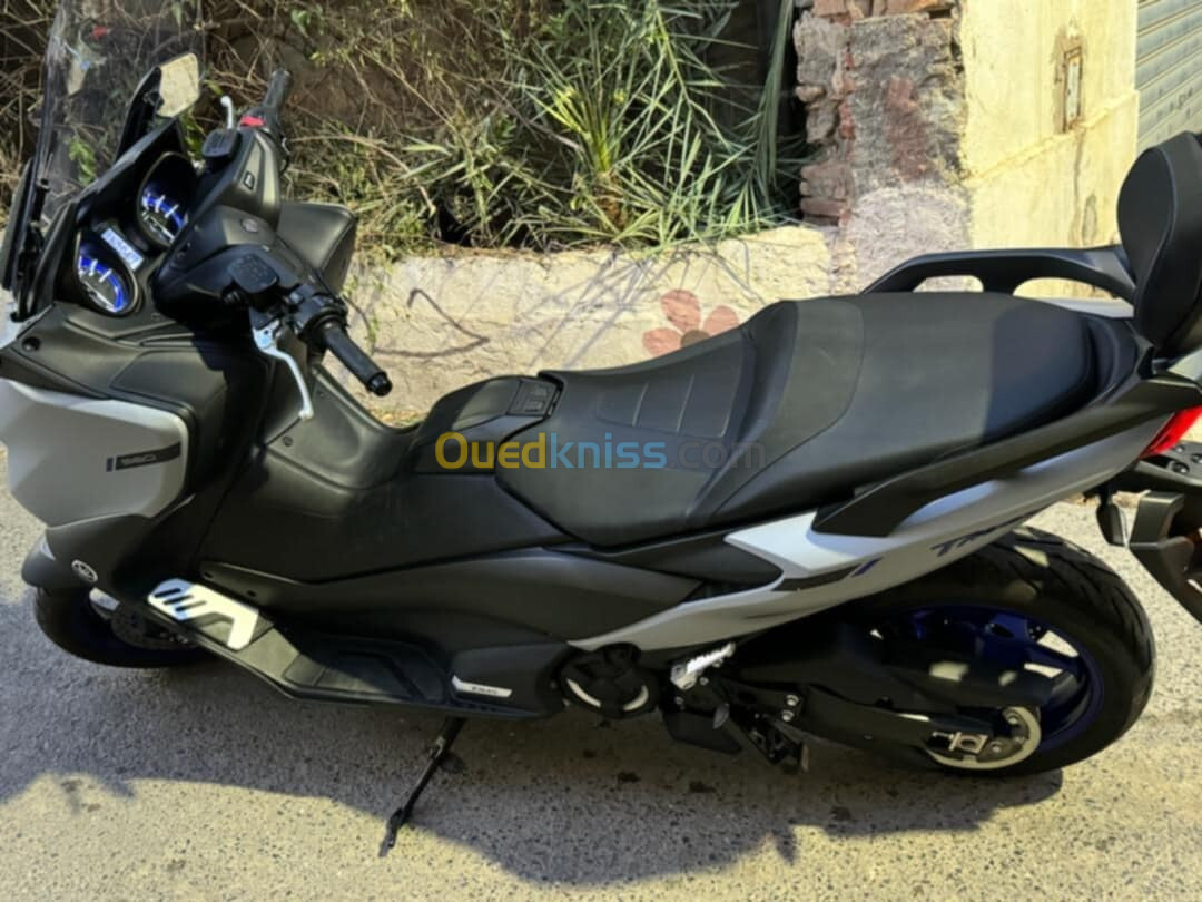 Yamaha Tmax 2020