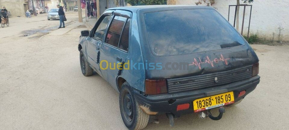 Peugeot 205 1985 205