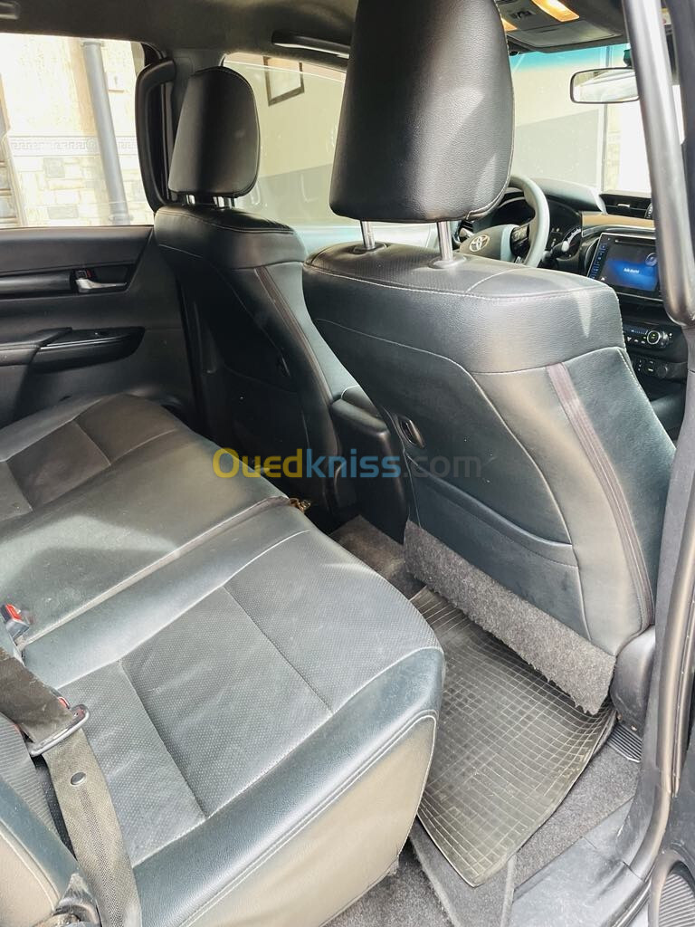 Toyota Hilux 2019 LEGEND DC 4x4