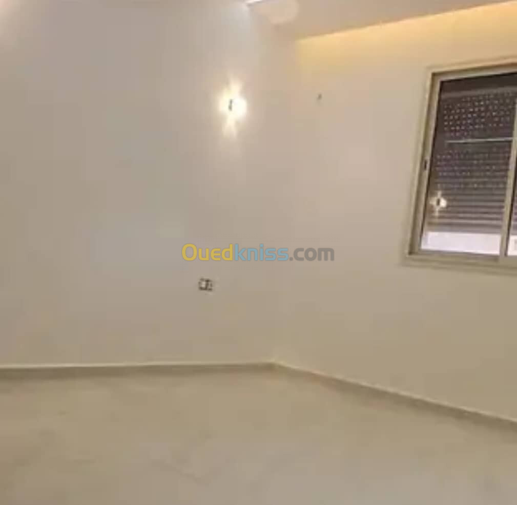 Vente Appartement F2 Alger Bordj el kiffan